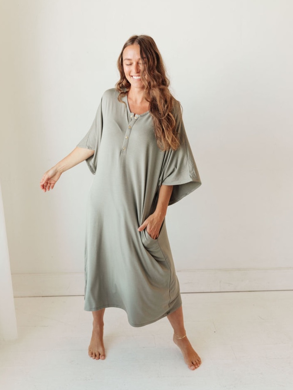 Dwell & Slumber | Caftan Dress | Hazel Green | Rayon | VGUC | XS/S